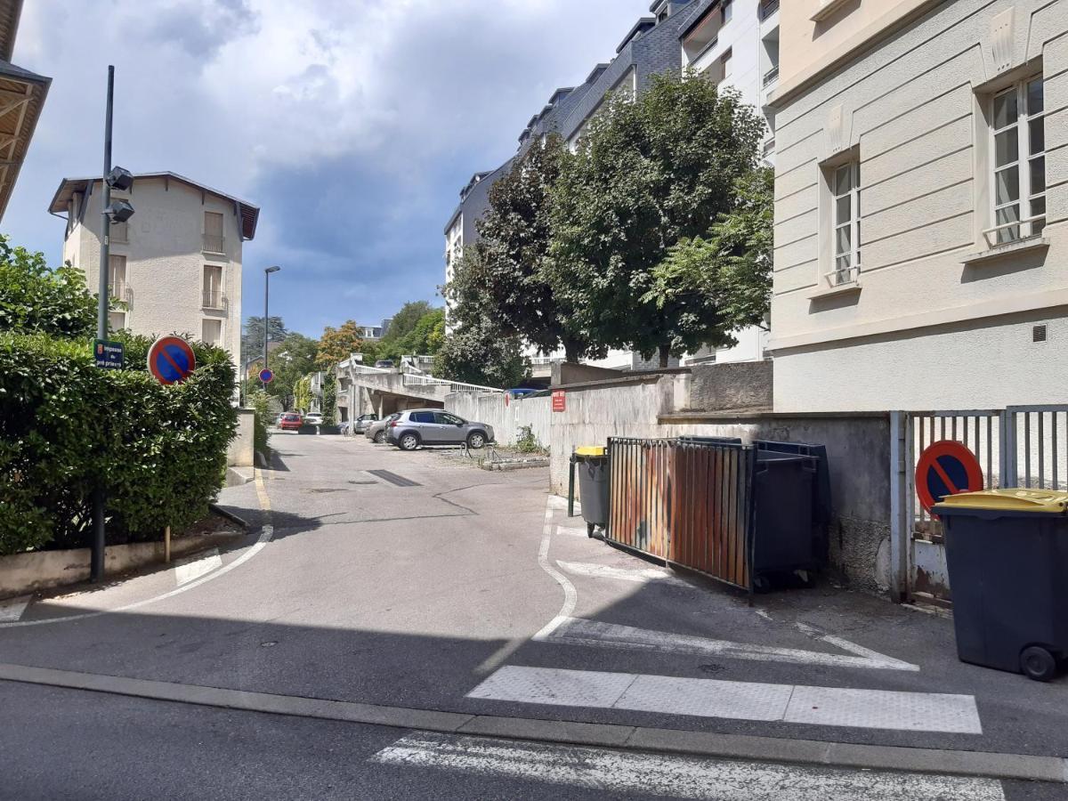 Studio calme rénové parking proche centre et thermes Aix-les-Bains Extérieur photo